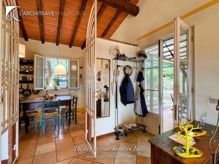 Image No.15-4 Bed Villa for sale