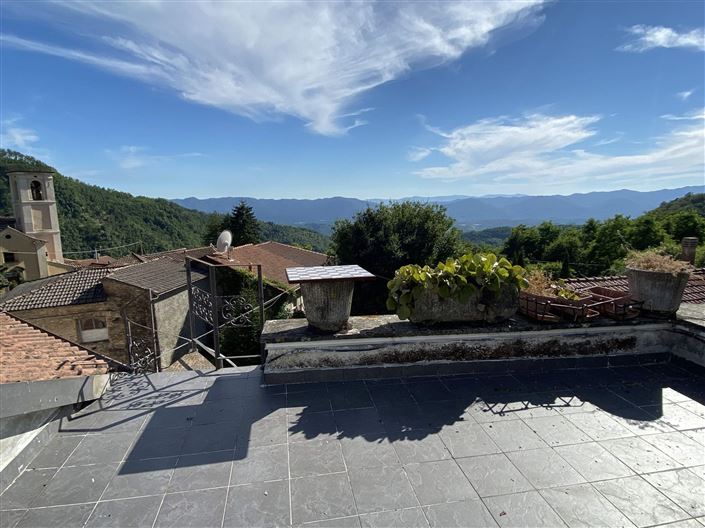 Image No.17-3 Bed House for sale