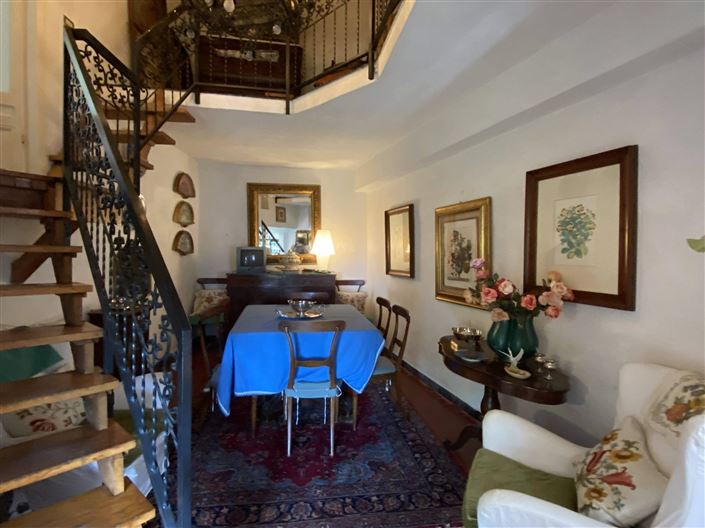 Image No.9-3 Bed House for sale