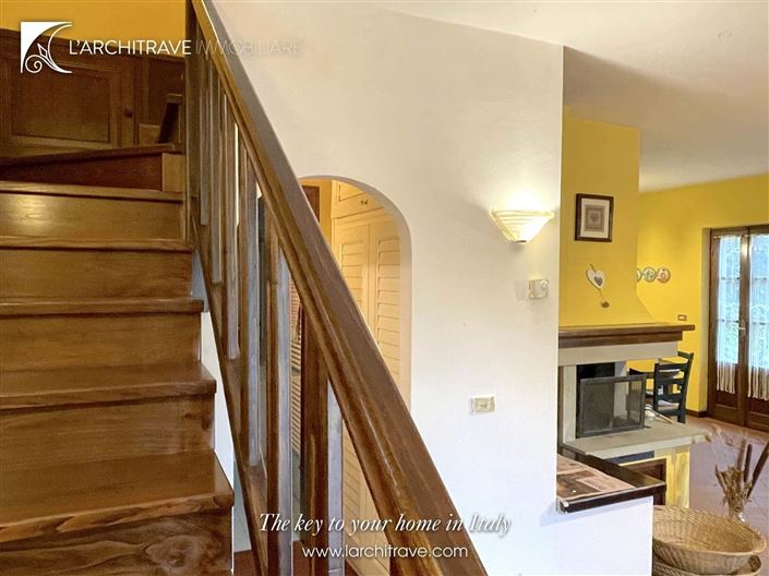 Image No.9-3 Bed House for sale