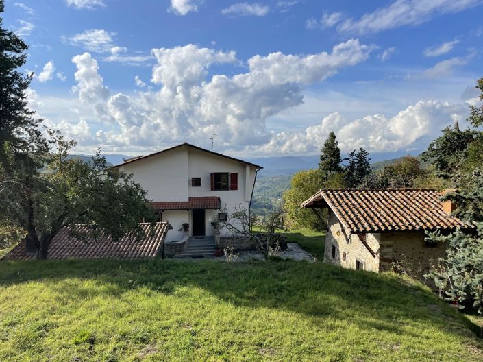 Image No.1-7 Bed Villa for sale