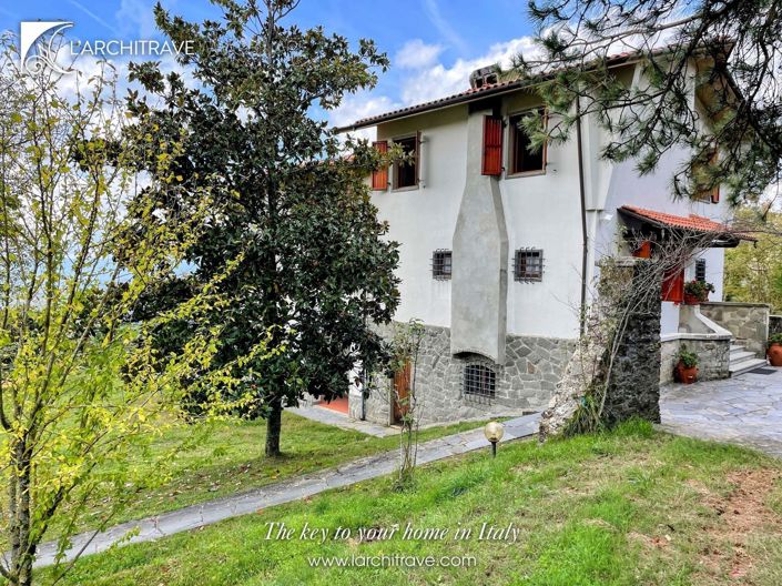 Image No.28-7 Bed Villa for sale