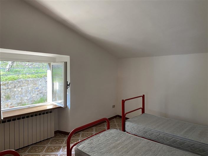 Image No.4-2 Bed House for sale