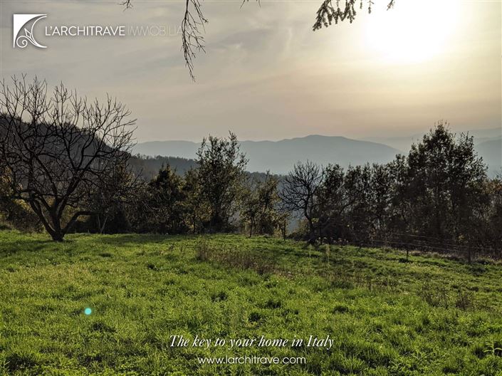 Image No.18-3 Bed House for sale