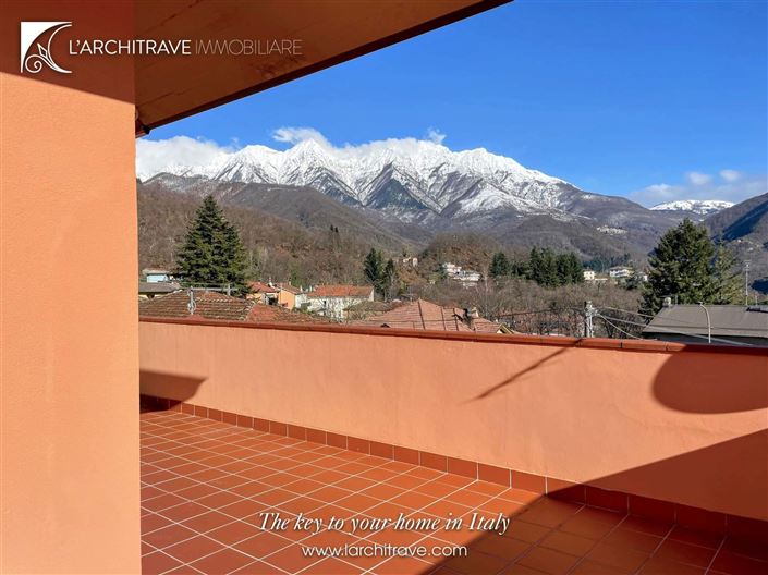 Image No.1-2 Bed House for sale
