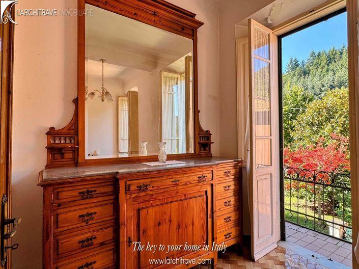 Image No.13-4 Bed Villa for sale