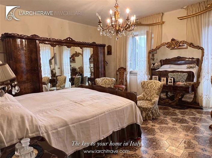 Image No.8-3 Bed Villa for sale