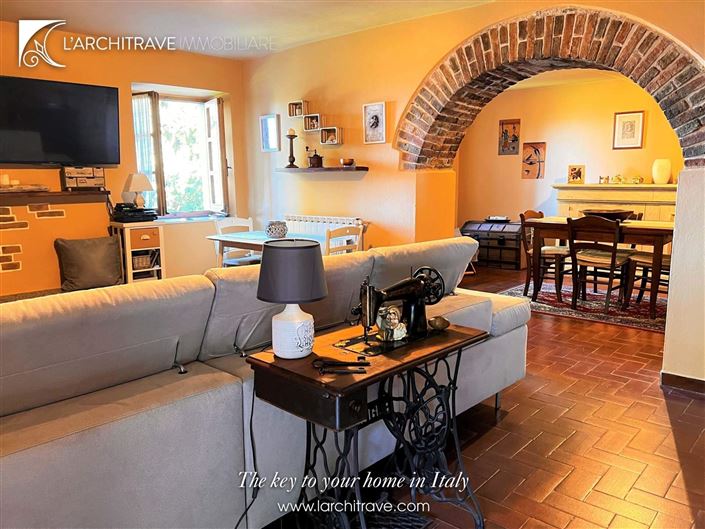 Image No.6-3 Bed House for sale