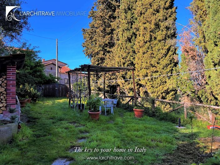 Image No.8-3 Bed House for sale