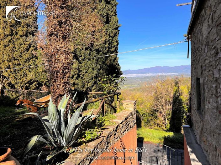 Image No.9-3 Bed House for sale