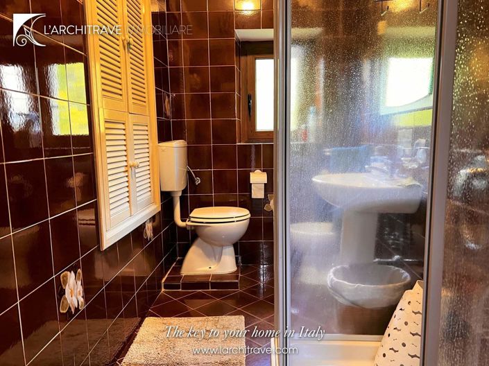 Image No.5-3 Bed House for sale