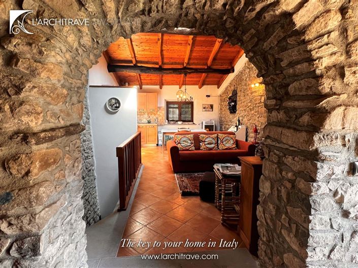 Image No.3-2 Bed House for sale