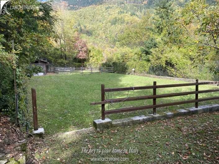 Image No.16-5 Bed Villa for sale