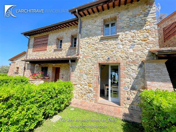 Image No.1-2 Bed House for sale