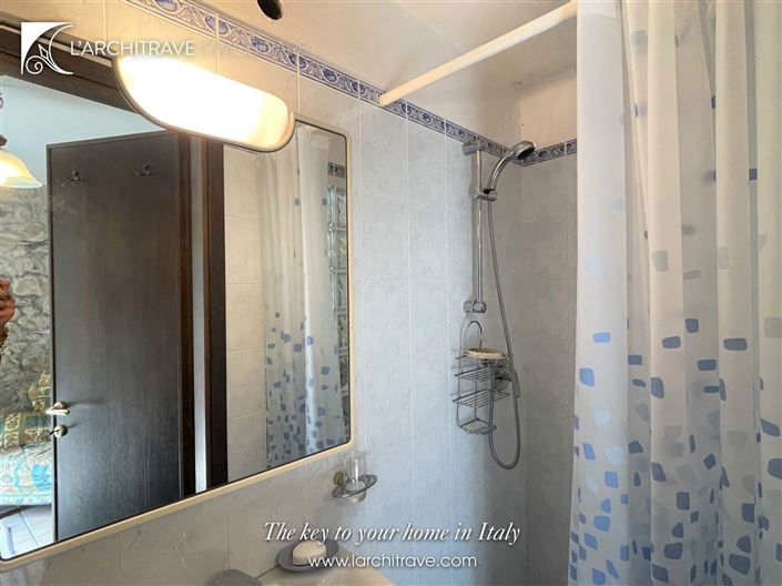 Image No.13-1 Bed House for sale