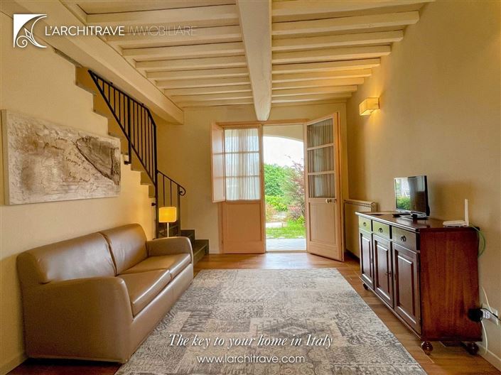 Image No.4-2 Bed House for sale