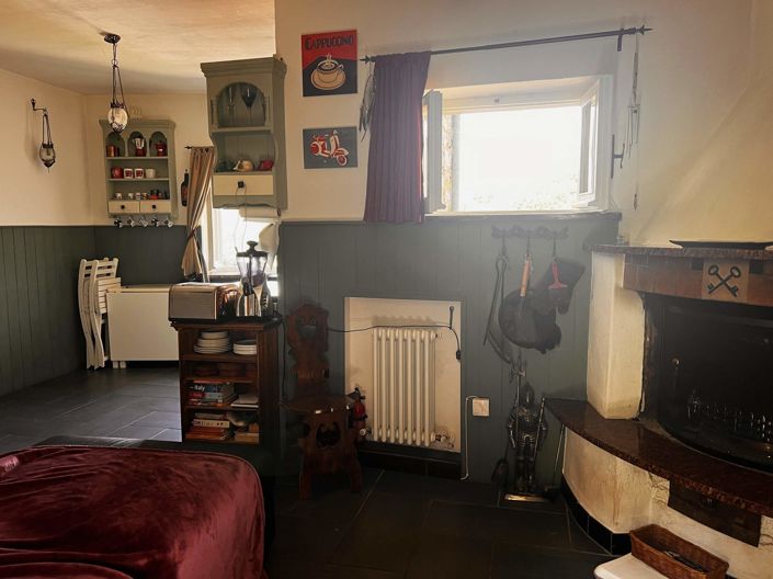 Image No.5-2 Bed House for sale