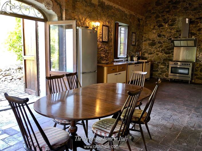 Image No.4-6 Bed Villa for sale