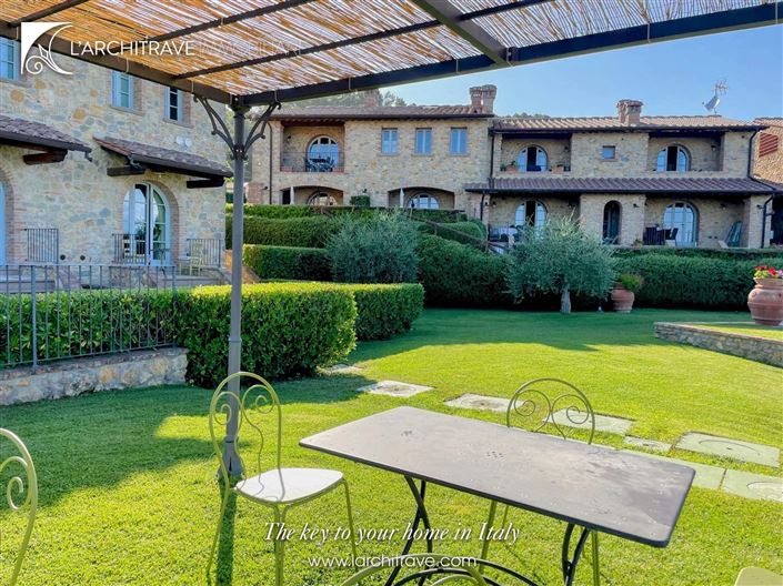 Image No.14-1 Bed House for sale