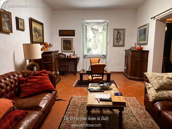 Image No.5-4 Bed House for sale