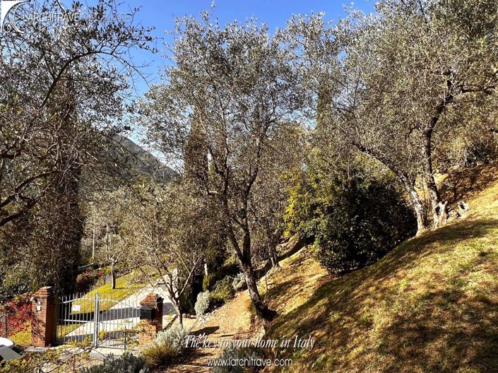 Image No.19-3 Bed Villa for sale