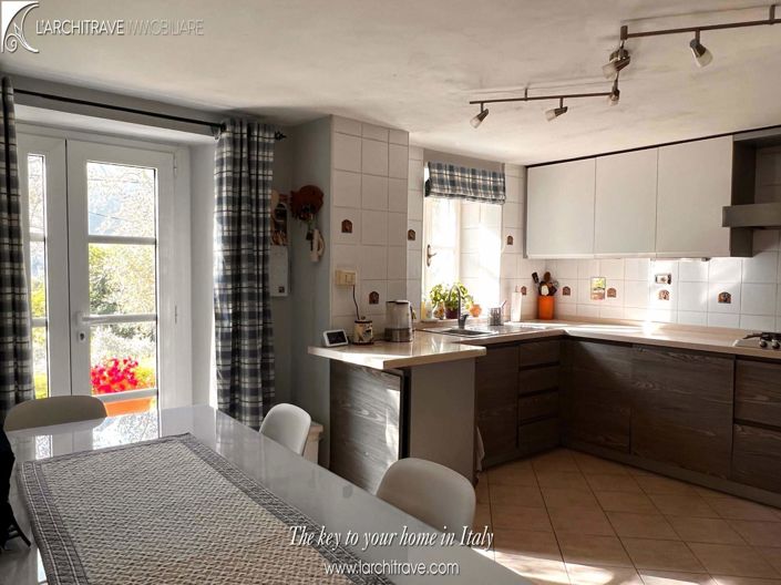 Image No.6-3 Bed Villa for sale