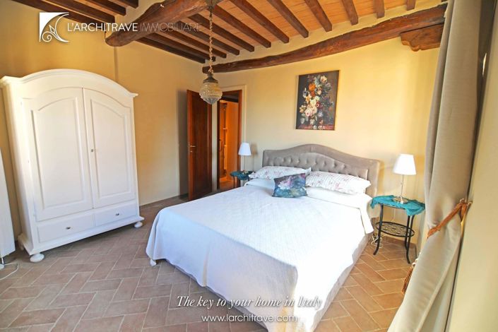 Image No.13-1 Bed House for sale