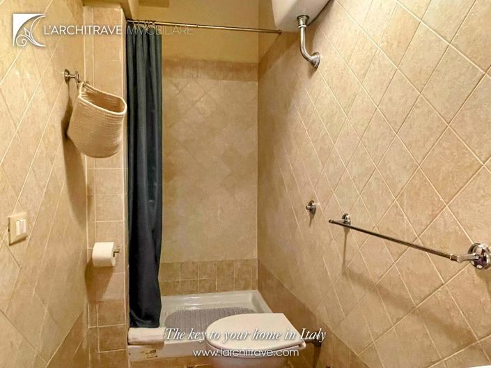 Image No.14-1 Bed House for sale