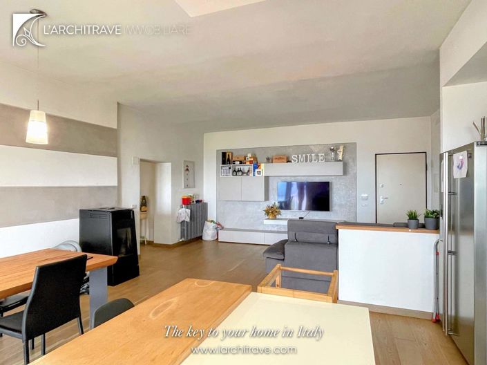 Image No.7-2 Bed House for sale