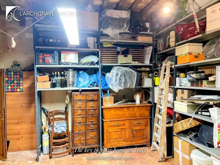 Image No.19-2 Bed House for sale