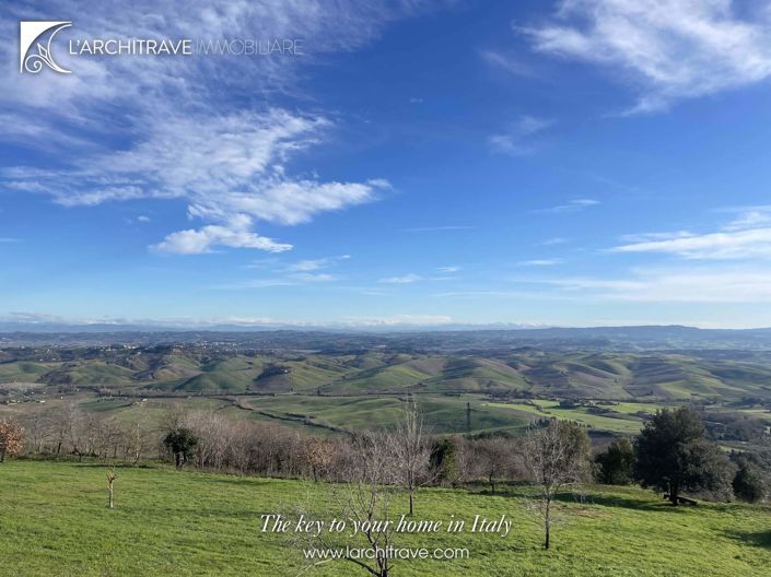 Image No.23-2 Bed House for sale