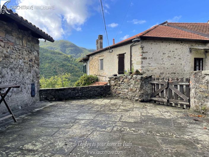 Image No.8-4 Bed Villa for sale