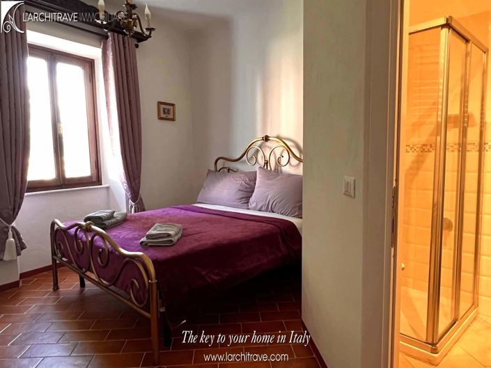 Image No.8-7 Bed Villa for sale