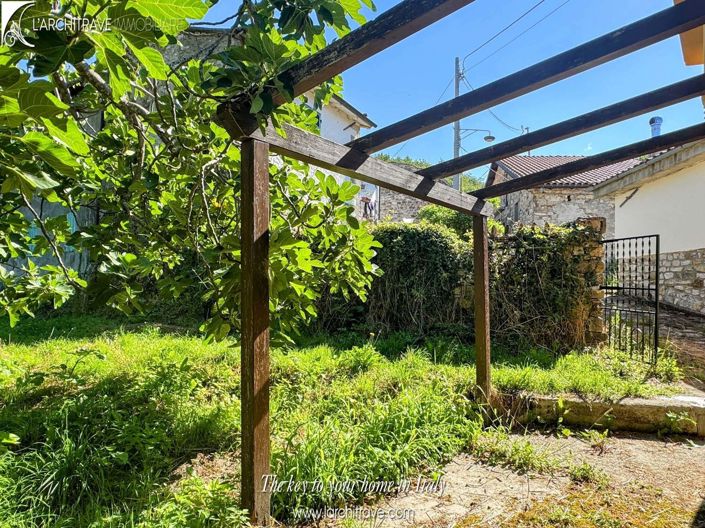 Image No.12-2 Bed House for sale