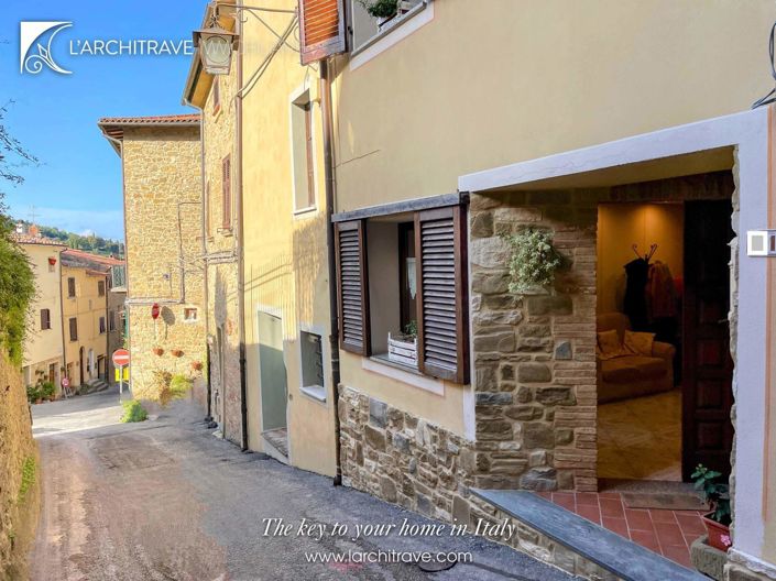 Image No.3-2 Bed House for sale