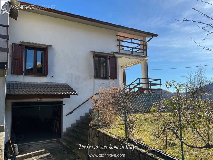 Image No.21-4 Bed House for sale