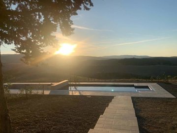 8c71da2a-21f8-47d7-b8f4-2556b8a7fbad