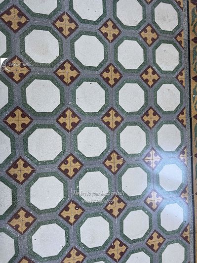 Image No.10-4 Bed Villa for sale