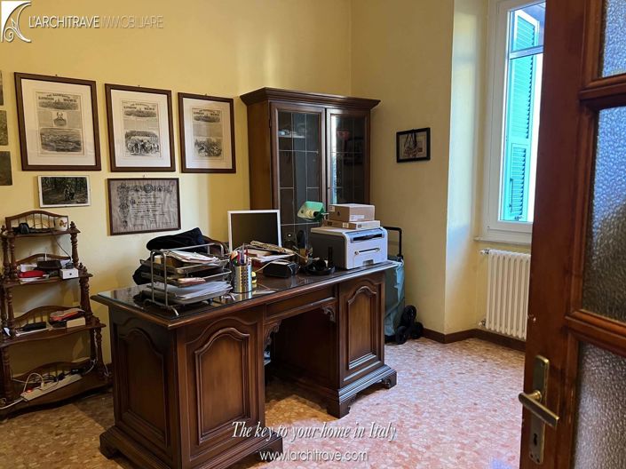 Image No.6-4 Bed Villa for sale