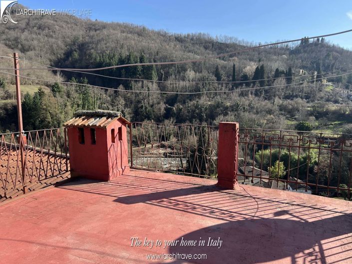 Image No.10-2 Bed House for sale