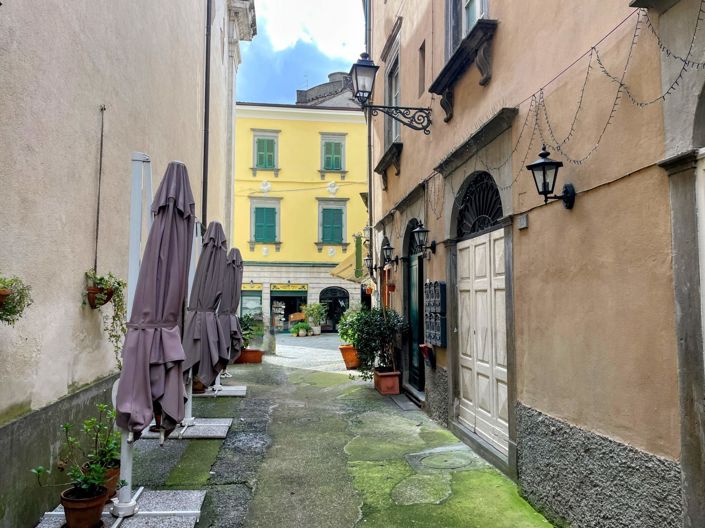 Image No.14-2 Bed House for sale