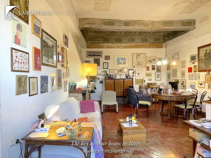 Image No.10-1 Bed House for sale