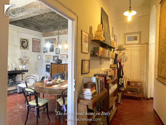 Image No.12-1 Bed House for sale