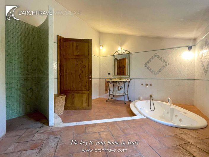 Image No.22-3 Bed Villa for sale