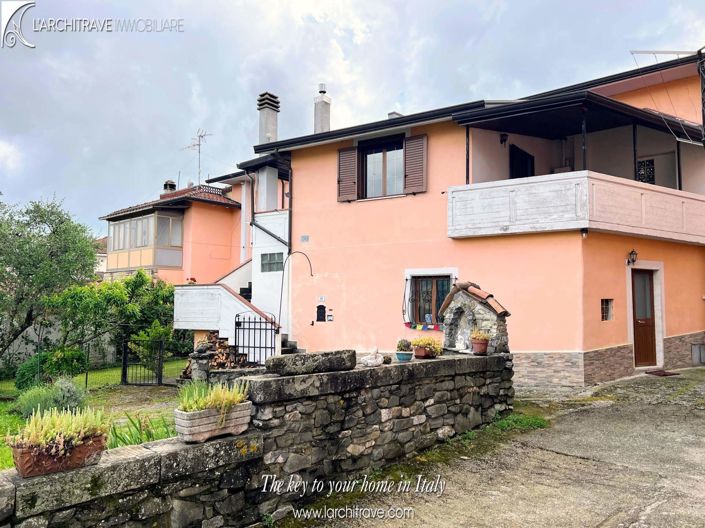 Image No.10-2 Bed House for sale