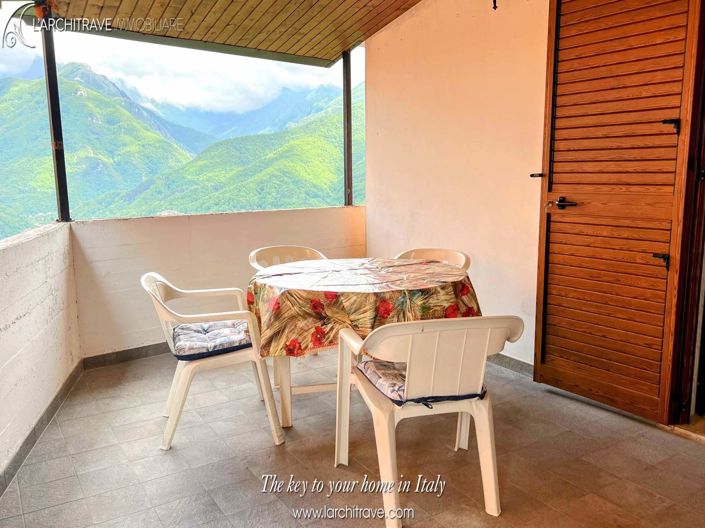 Image No.4-2 Bed House for sale