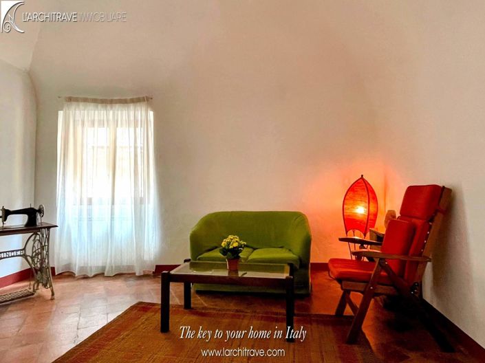 Image No.6-3 Bed House for sale