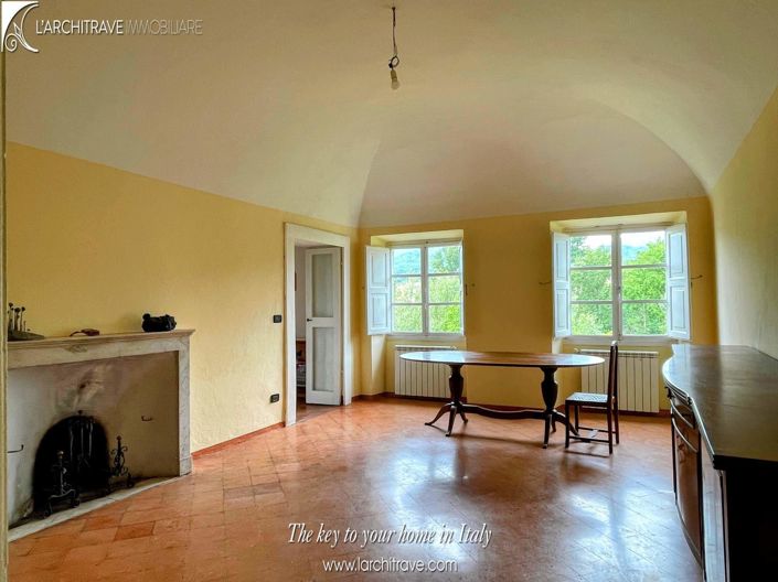 Image No.8-3 Bed House for sale