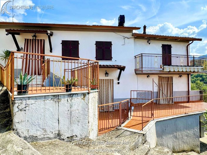 Image No.1-2 Bed Villa for sale