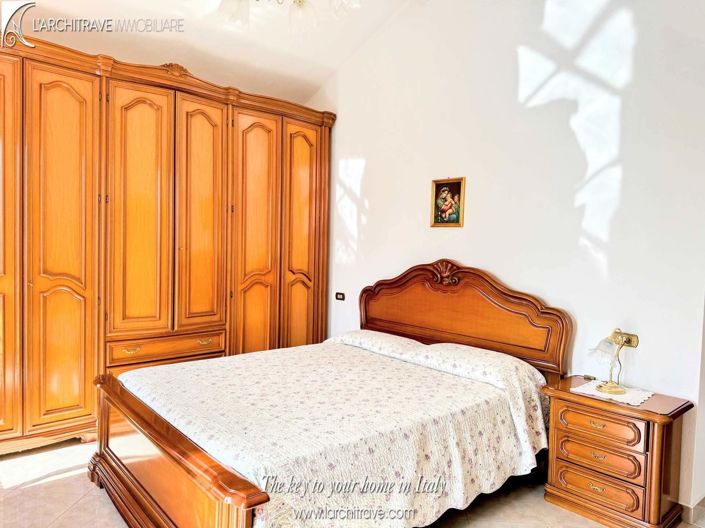 Image No.14-2 Bed Villa for sale